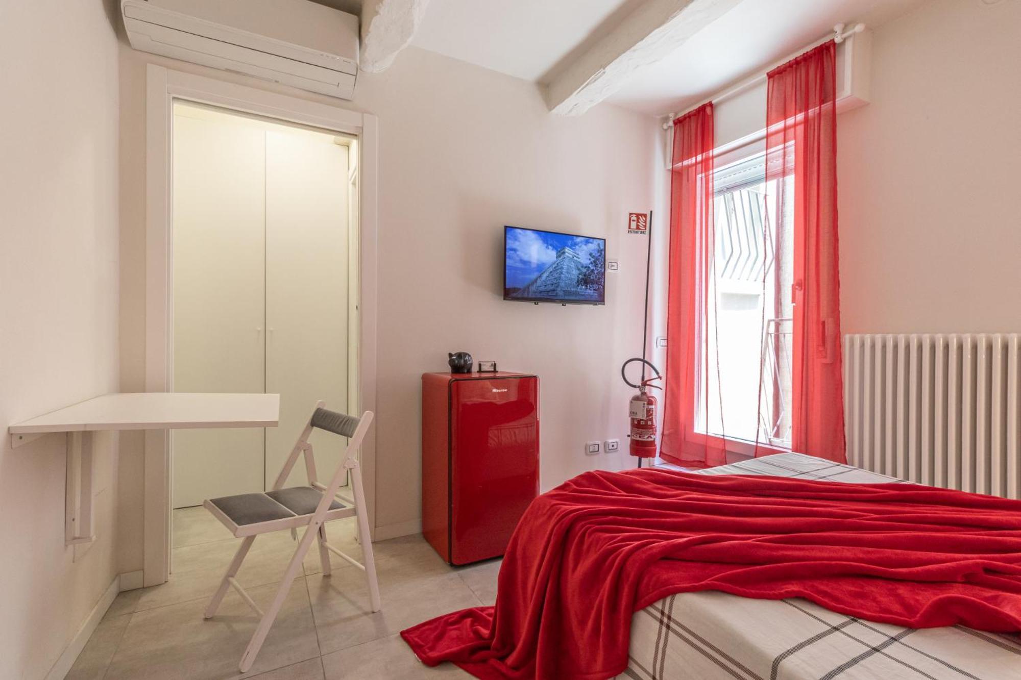 Suite Modena Al Centro - Affitti Brevi Italia Ngoại thất bức ảnh