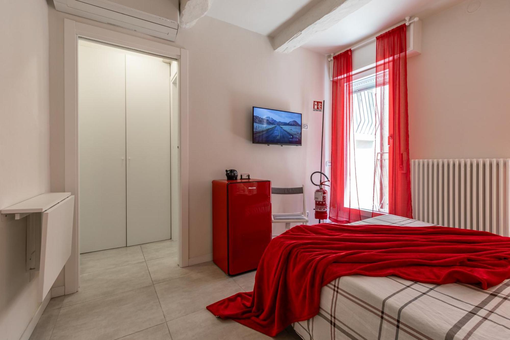 Suite Modena Al Centro - Affitti Brevi Italia Ngoại thất bức ảnh